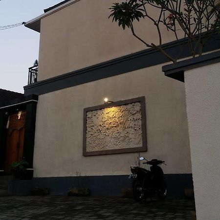 Villa De Kerobokan Dalung  Εξωτερικό φωτογραφία