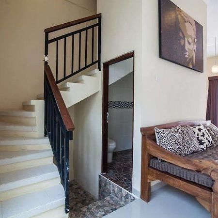 Villa De Kerobokan Dalung  Εξωτερικό φωτογραφία
