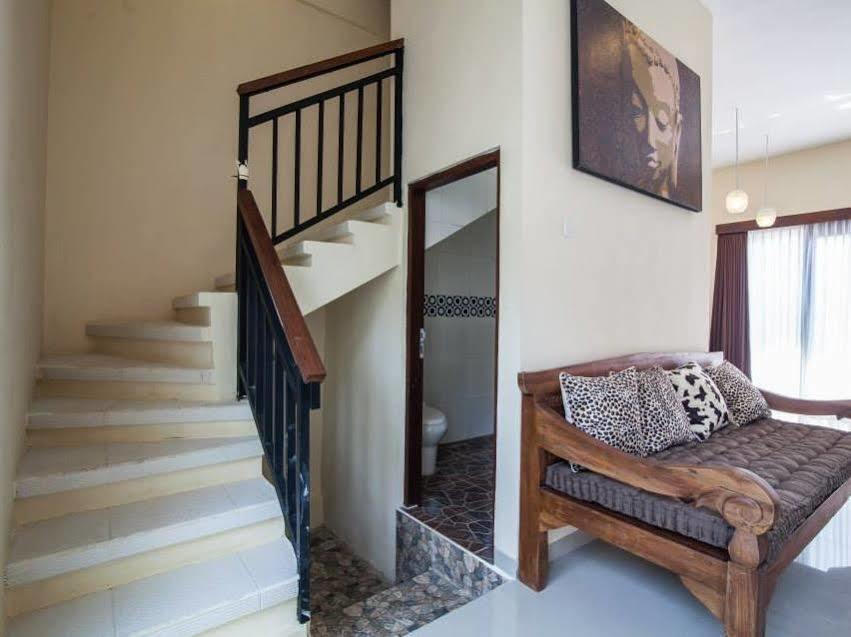Villa De Kerobokan Dalung  Εξωτερικό φωτογραφία